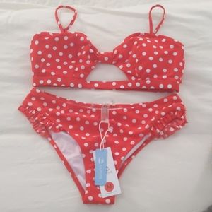Red Polka dot bikini (Cupshe)